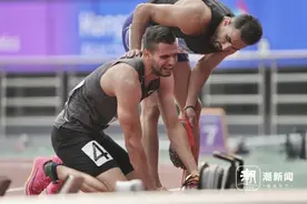 最后十米被反超，遗憾失金后伊朗选手泪洒赛场图片