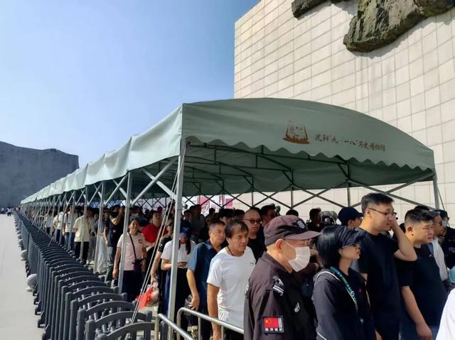 “双节”期间，沈阳“九·一八”历史博物馆迎来参观热潮