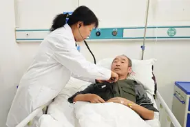 科左后旗：“先诊疗后付费”让医疗更有温度图片
