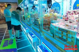 突然火了，一天几百人！万物皆可抓？图片