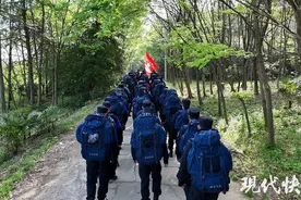 大集训场面太燃，南京特警这样炼成图片