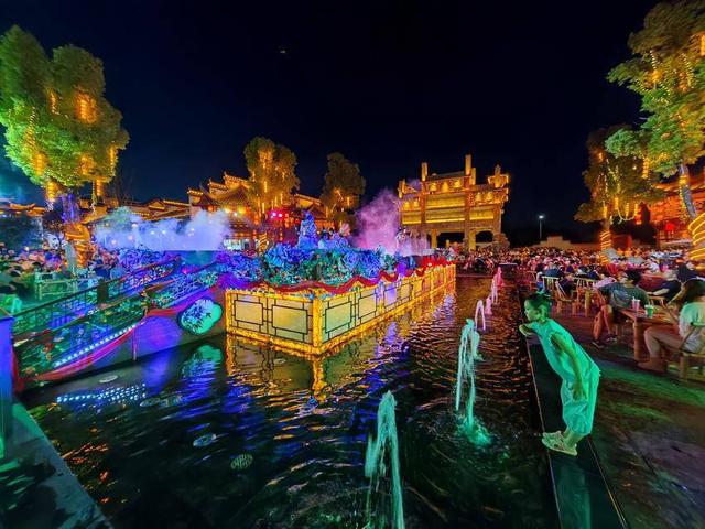 云梦祥云湾夜未央 楚文化遇见现代夜经济