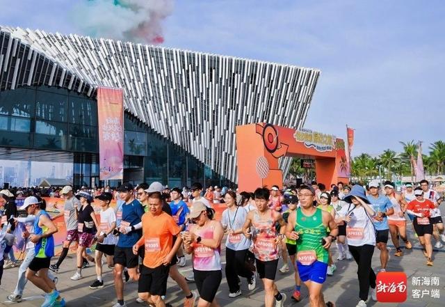 落日滨海徒步盛宴！海南全民徒步健身赛开赛