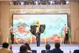 青春与艺术的“邂逅” 长三角专家共话青年发展与曲艺传承图片