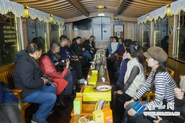 “夜泊北固 文明同游”主题活动启幕 镇江夜间文旅绽放别样光彩