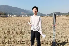 湖南17岁农村少年的火箭梦：网上自学造火箭，最高飞400米！有科普机构买他的火箭图片