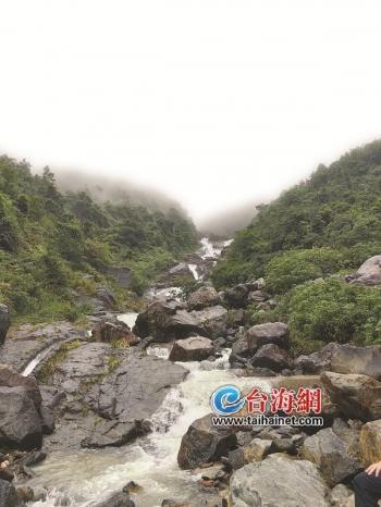 把好溯溪安全关，莫让探险变冒险