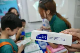 研发防红火蚁过敏牙膏、红火蚁创可贴……华农这个学院的发明火了图片