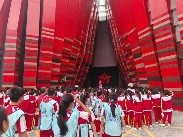 闪耀贵州、示范全国! “红飘带”两年接待游客200万人次,成红色文旅新标杆