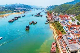 中国与东盟共享自由贸易“蛋糕”图片