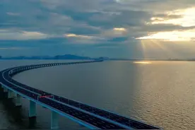 高清卫星图揭秘深中通道建设历程图片