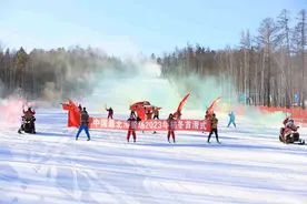 “最北滑雪场”首滑 拉开黑龙江冰雪旅游季大幕图片