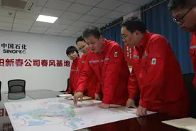 胜利油田新春公司大漠腹地保上产图片