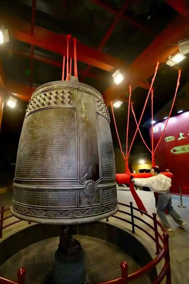 句容茅山“下雪”啦