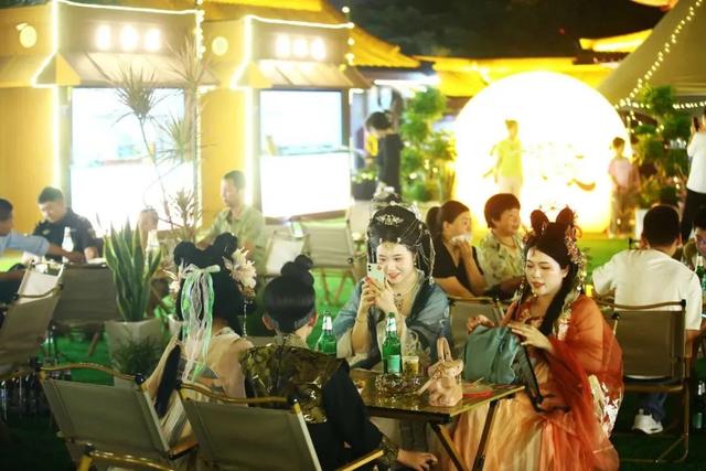 周末哪里去？就来曲江逛市集、品美食、赏非遗……