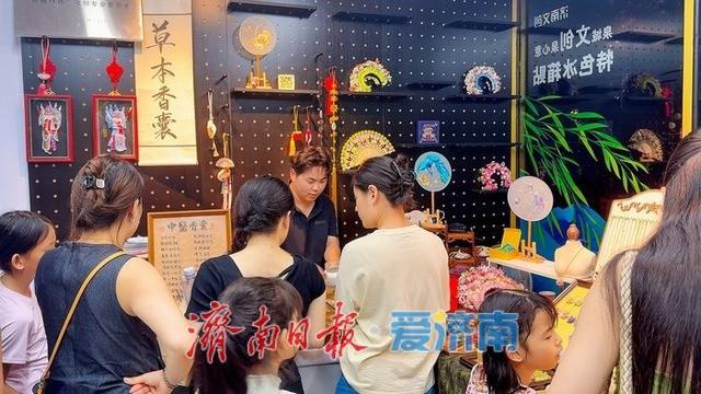 一年四季 泉在济南｜大明湖上“市”啦!来泉水市集解锁夏日湖畔雅趣！