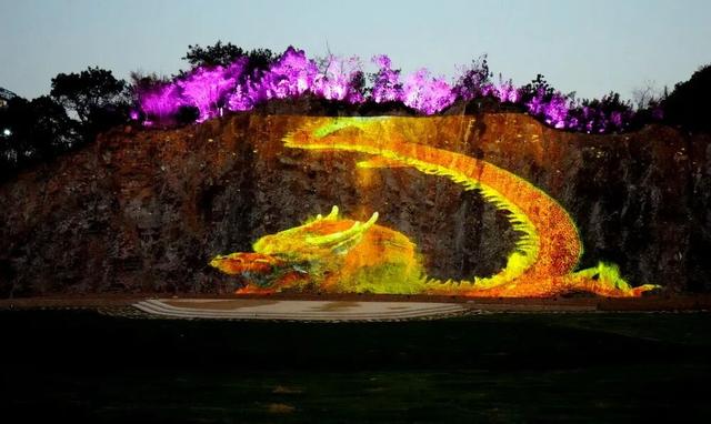 面积达1.2万平方米！温州“崖壁森林剧场”启幕！这里将成为一个多功能的户外影院与音乐舞台