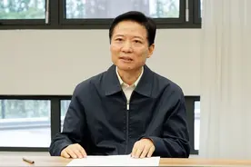 边督边改｜嘉定区委书记陆方舟针对中央生态环境保护督察曝光问题开展“四不两直”检查图片