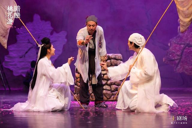 把剧场建到商场里	，十年前的人都是咋想的？