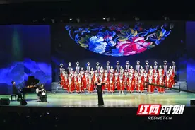 株洲市南方中学第二十六届合唱节暨“三热爱”歌咏比赛举行图片