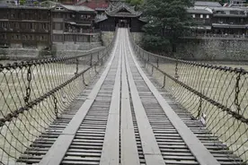 泸定桥上的故事，你知道吗？图片