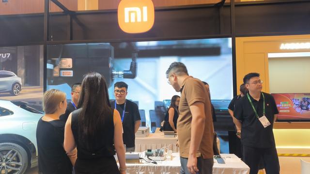 中国互联网大会上，参展的众多AI应用企业不约而同选择这一发展模式，为什么？