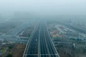 G4211宁芜高速改扩建项目全部完工 具备八车道通行条件图片