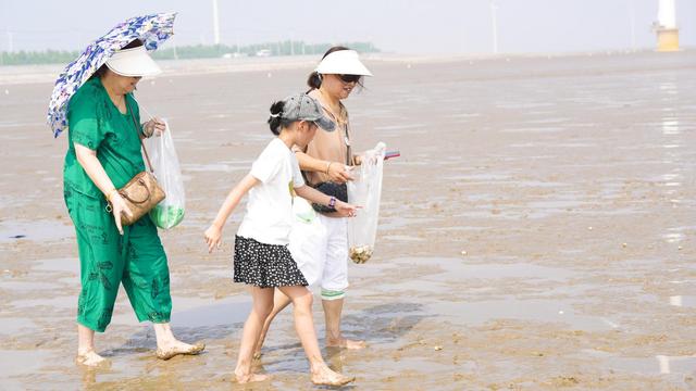 “苏超”赛季，如东“鲜”声夺人——消费场景不断上新，“情绪价值”拉满