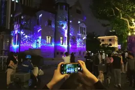 夜晚的衡复音乐街区，原来是这样的图片