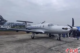 5条短途运输航线在渝开航 助推区域经济发展图片