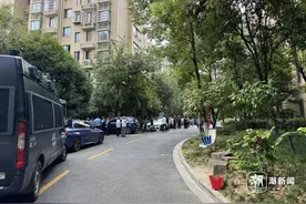 工人安装空调从10楼坠落，业主要担责吗？律师解读图片