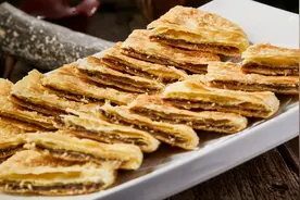 美食DIY丨做个又甜又暖的红糖饼，带着家人的爱意继续前行图片
