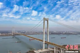 宁扬长江大桥通车图片