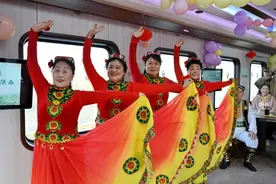 西安今年首次开行“环秦岭”旅游专列 途经安康等市县图片