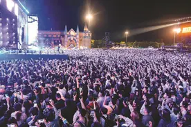 深读 | “万亿之城”为何这样“经营城市”图片