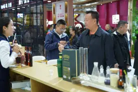 劲牌四大产品亮相全国糖酒会图片