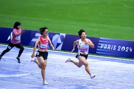 巴黎残奥会｜田径——女子100米T35级：中国选手摘金夺银图片