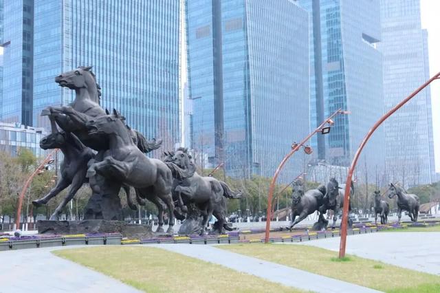 马年“顶流”地标在这里