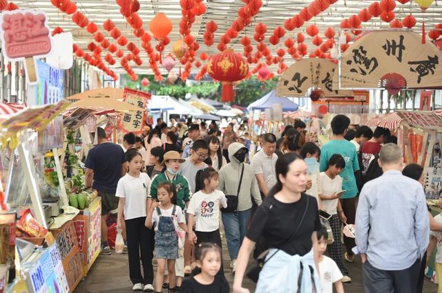 湛江“跨年礼包”已加载完毕，一键领取→
