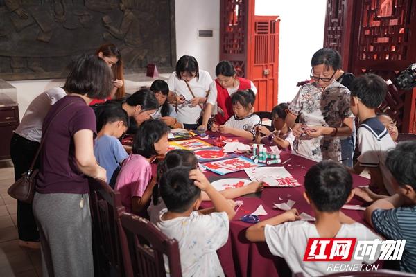 国庆“趣”哪儿丨走进长沙“芳草”之地 感受文物里的红色文化