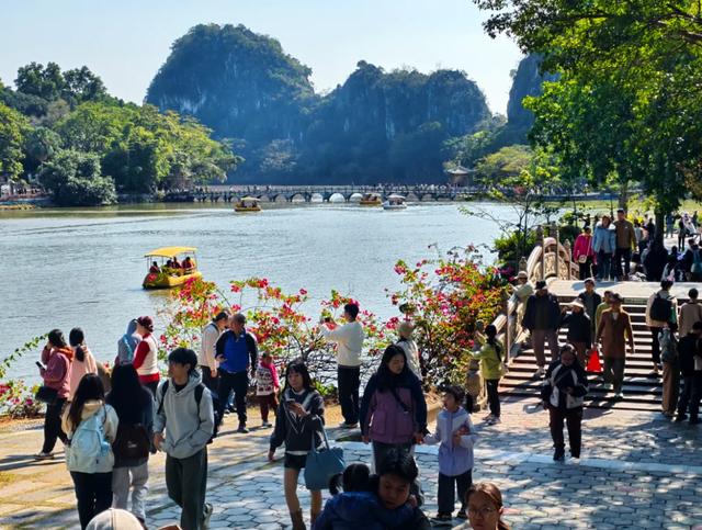 到肇庆,邂逅一场岭南绚彩之冬!