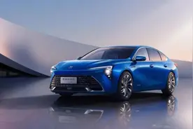 上汽通用汽车别克君越2025白金款上市图片