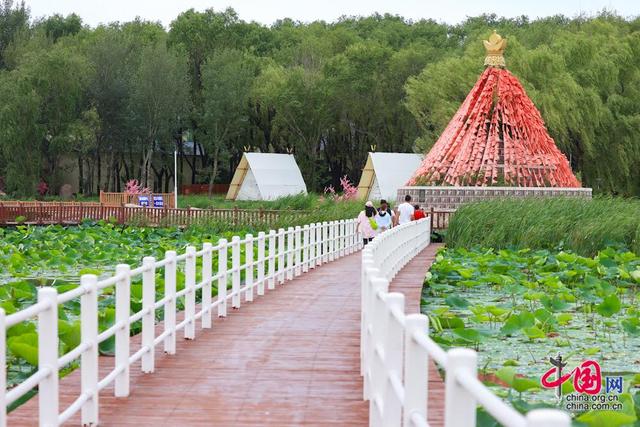 夏日查干湖碧波绘盛景 “生态+旅游”擦亮“金字招牌”