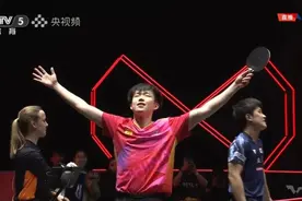4比0横扫张本智和 王楚钦夺冠！图片
