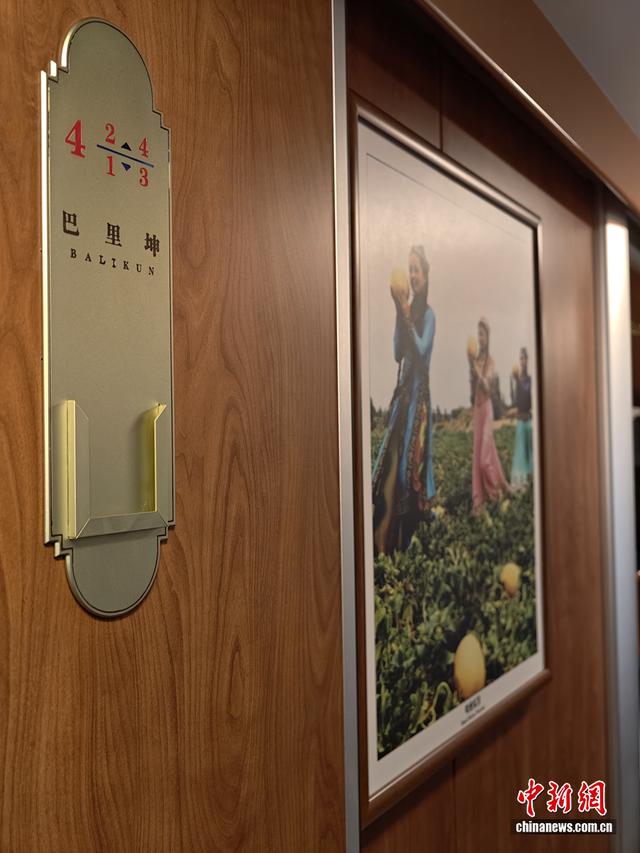 一票难求！它为什么能成新疆旅游列车“天花板”？