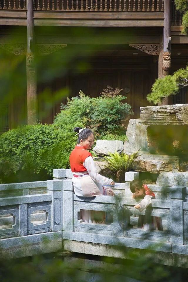 旅居红河 村长有请 | 来红河体验“檐下听岁月·湖上枕光阴”之旅