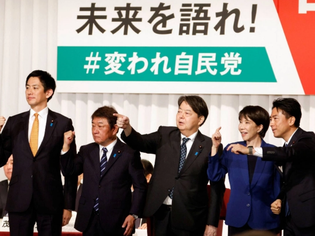 日本或迎首位女首相，中方表态；“安倍女孩”高市早苗：大学时担任乐队鼓手，母亲是警官，曾被拍到在安倍晋三葬礼上手微微颤抖