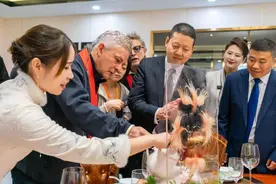 新东方烹饪有何魔力？世界球星争相前往！图片