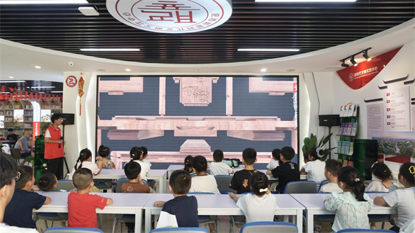 肥西县：点亮科学梦想 激发创新思维