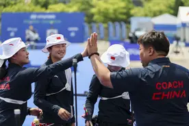 （体育）射箭——世界杯上海站：女子反曲弓团体赛赛况图片